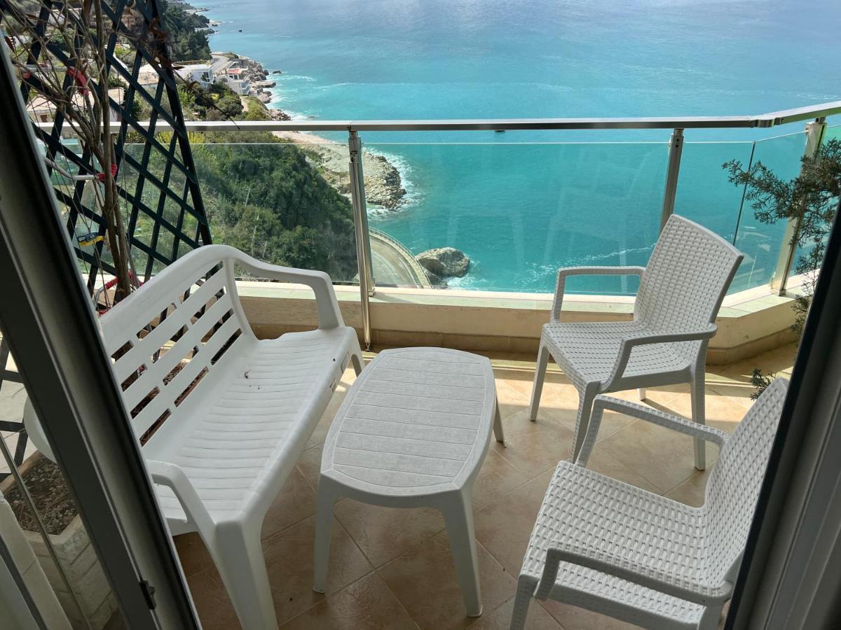 Hakunna Matata Rezidence&Apartments Vlorë Exteriör bild