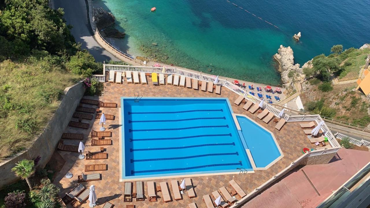 Hakunna Matata Rezidence&Apartments Vlorë Exteriör bild